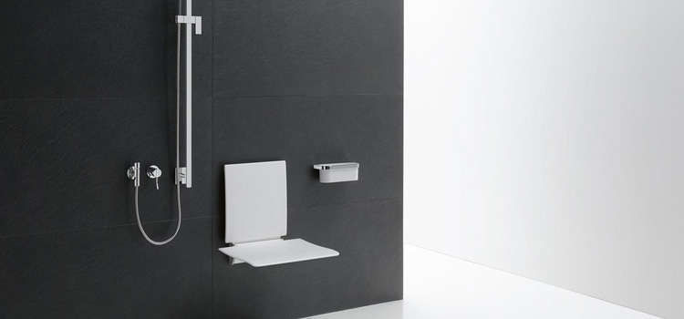 Douche ou baignoire pour PMR ?