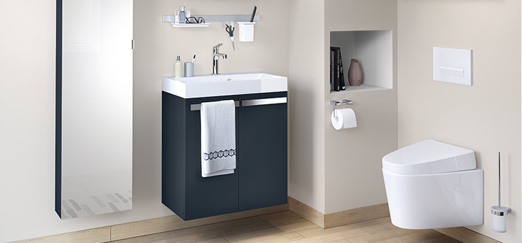 Vasque lave-mains design dans un espace wc contemporain