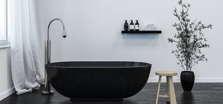 Baignoire hors sol noire noire mat avec robinet design