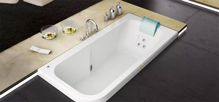 Baignoire avec option hydrothérapie