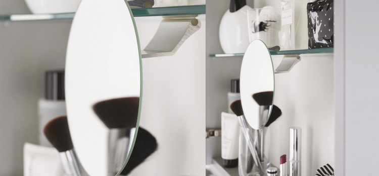 Armoire de toilettes Delpha avec miroir grossissant