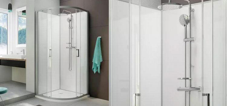 Cabine de douche installer dans un angle de la salle de bains
